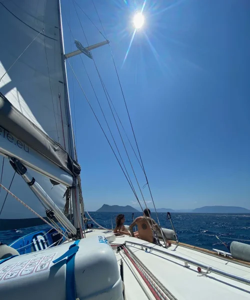 a-gonfie-vele-navigare-in-grecia257