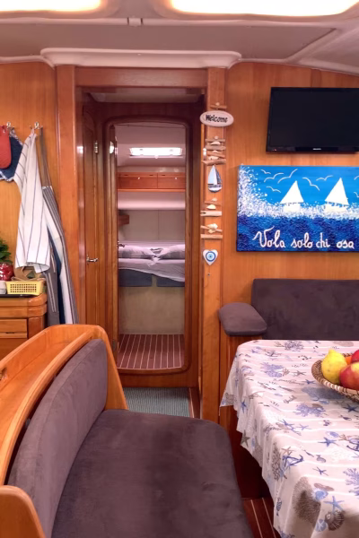 interni-della-barca-a-gonfie-vele647