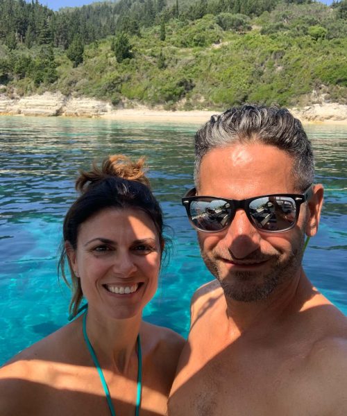 omar-enrica-a-gonfie-vele476